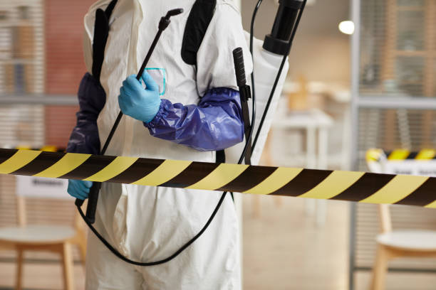 Professional Sewage Cleanup technician working in Hagerstown, IN